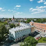 Polonia Apartmanhotel