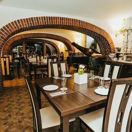 Apart-hotel Polonia 3*