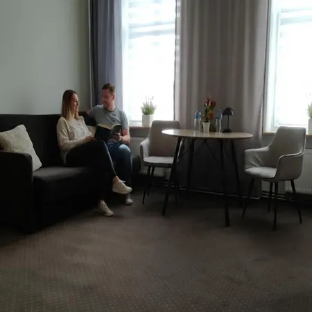 Polonia Apartmanhotel 3*