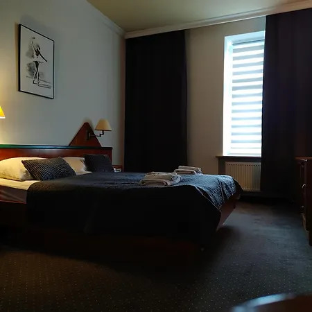 Polonia Apartmanhotel