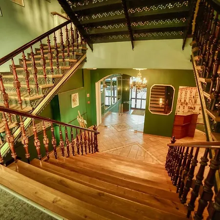 Ξενοδοχείο με διαμερίσματα Polonia 3*