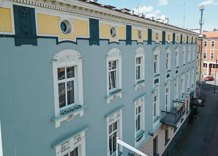 Polonia Aparthotel 3*