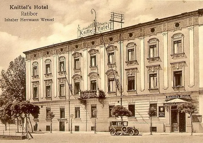 Polonia Aparthotel 3*